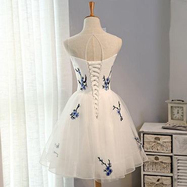 Cute Embroidery White Short Homecoming Prom Dresses, Affordable Short Party Prom Sweet 16 Dresses, Perfect Homecoming Cocktail Dresses, CM359